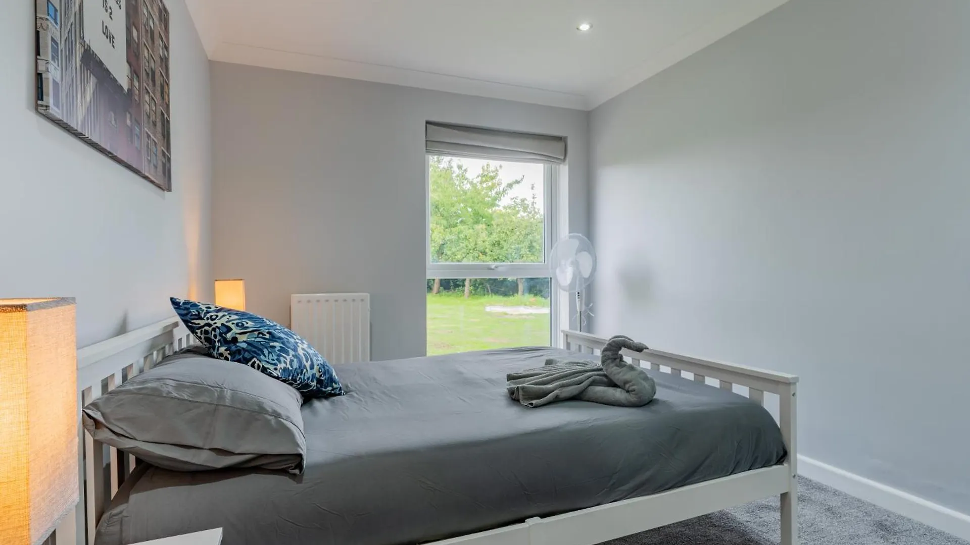 Jodi'S Bungalow - Garden And Parking Nottingham 0*,